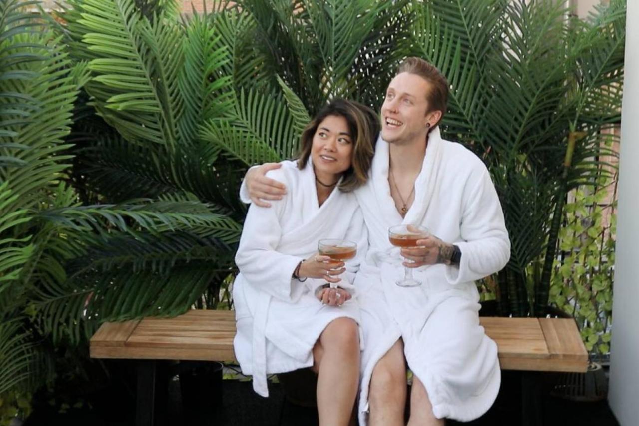Apartamento Nyc Skyline Views, Sauna & Rooftop - Romantic Escape At 
